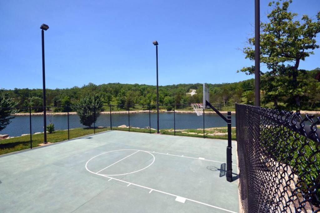 Couples Condo Retreat Overlooking Golf Course Branson West Zewnętrze zdjęcie