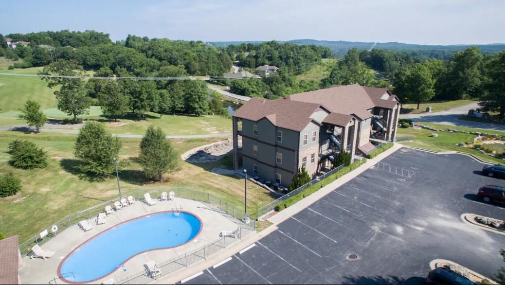 Couples Condo Retreat Overlooking Golf Course Branson West Zewnętrze zdjęcie