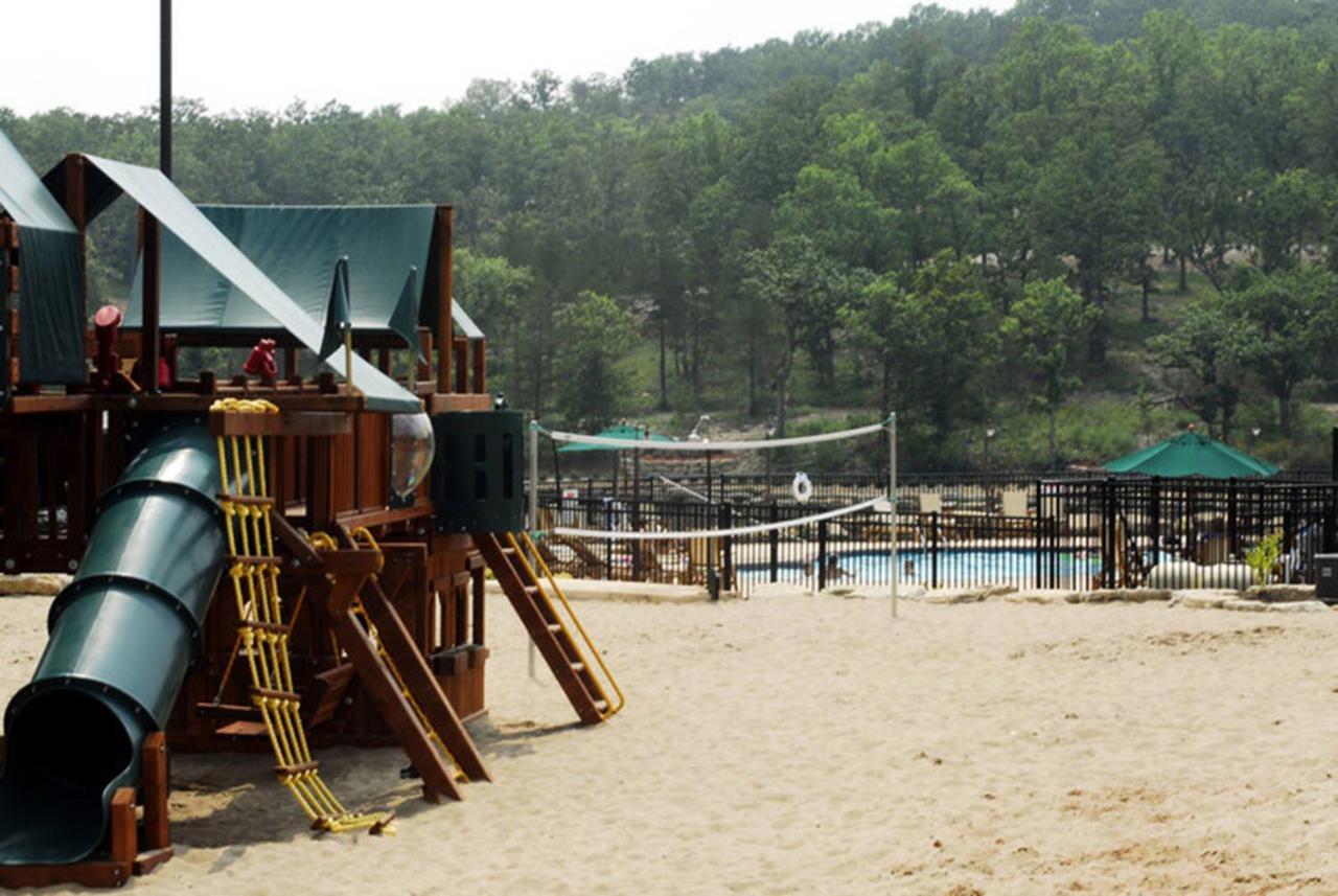 Couples Condo Retreat Overlooking Golf Course Branson West Zewnętrze zdjęcie